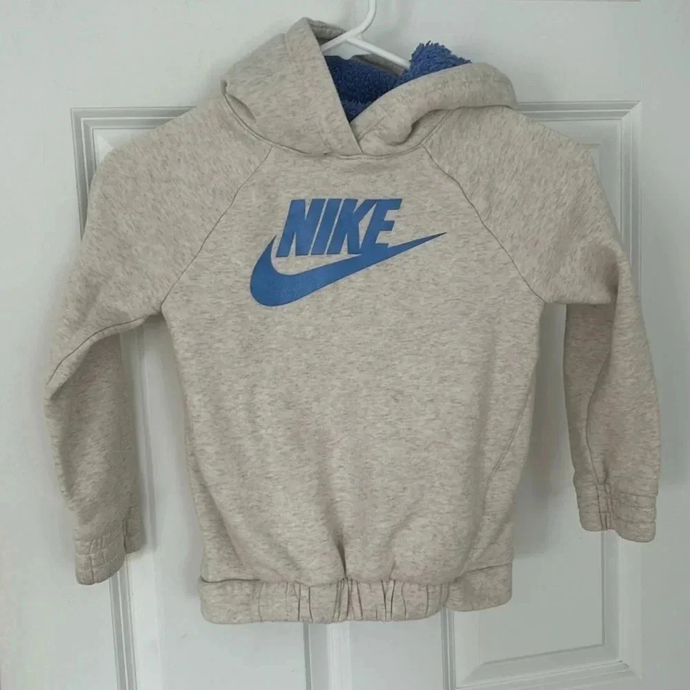 Nike hoodie sweatshirt size medium 5–6 tan and blue